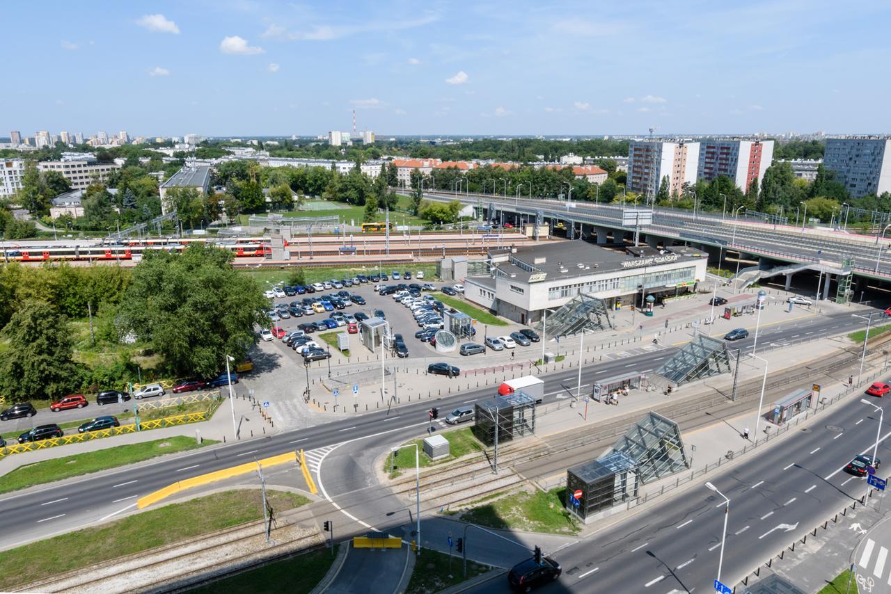 P&O Serviced Apartments Gdanski Station Varşovia Exterior foto